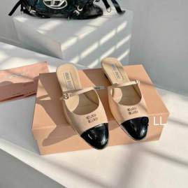 Picture of Miumiu Shoes _SKUMiuMiusz35-405CLL120118179